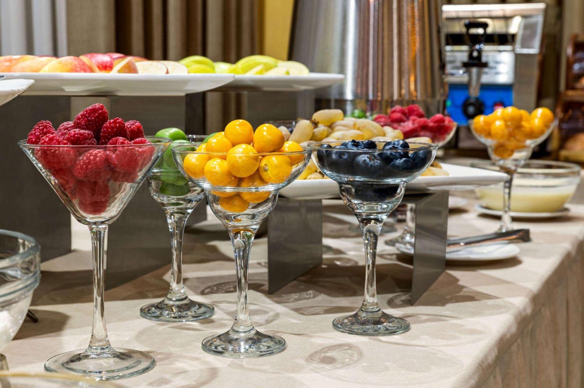 Отель Regal Stay Ташкент Экстерьер фото